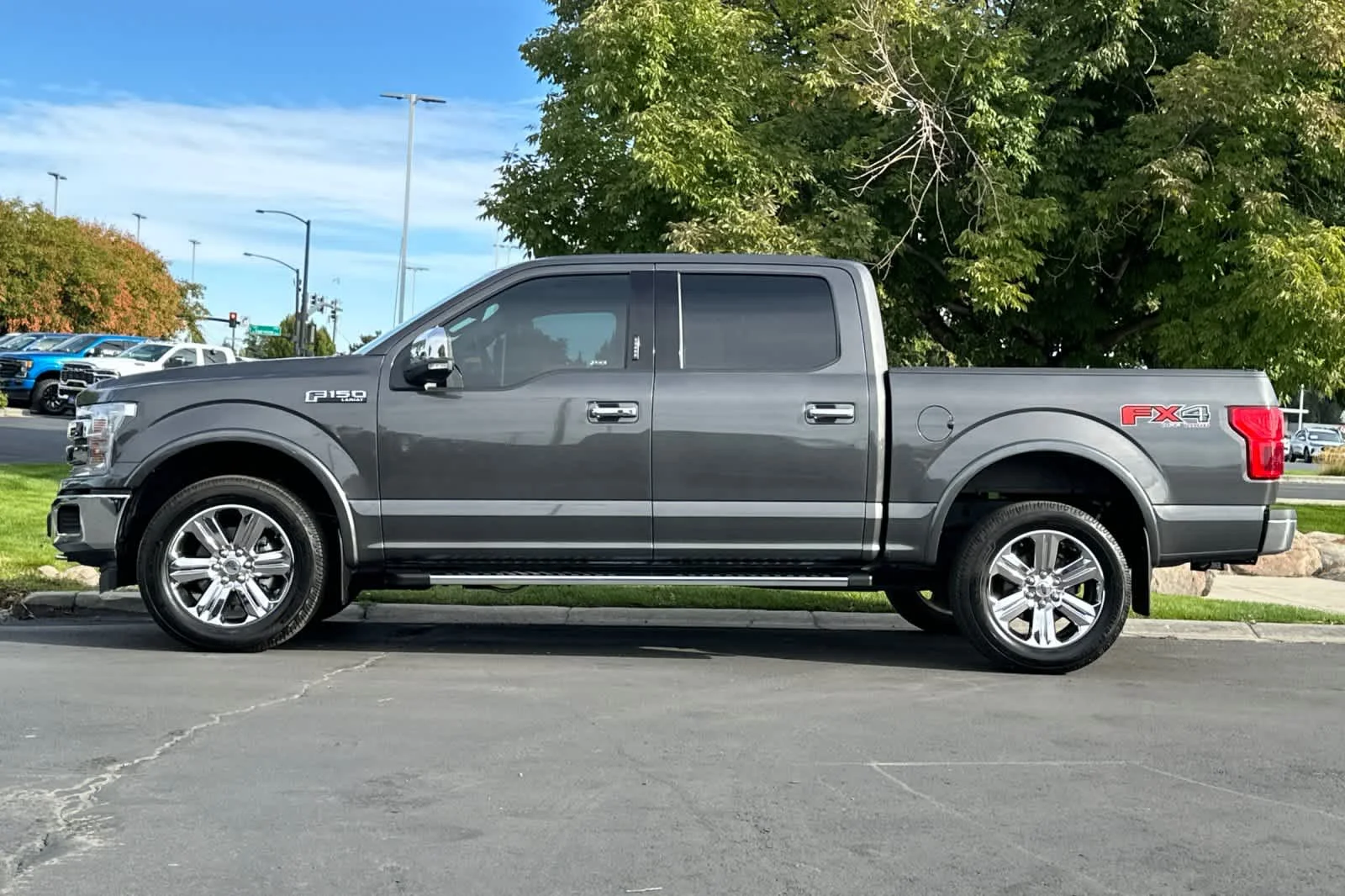 Certified Used 2019 Magnetic Metallic Ford LARIAT image 5