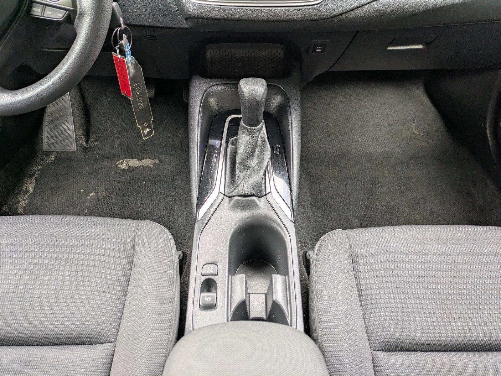 Used 2024  Toyota LE image 18