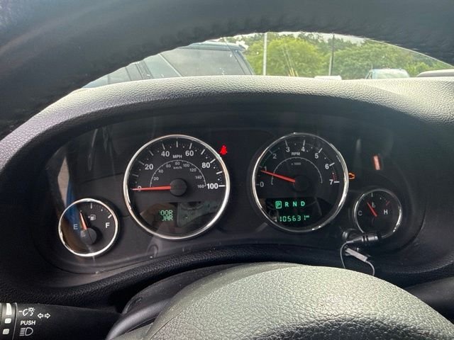 Used 2015 Blue Jeep Unlimited Sport image 15