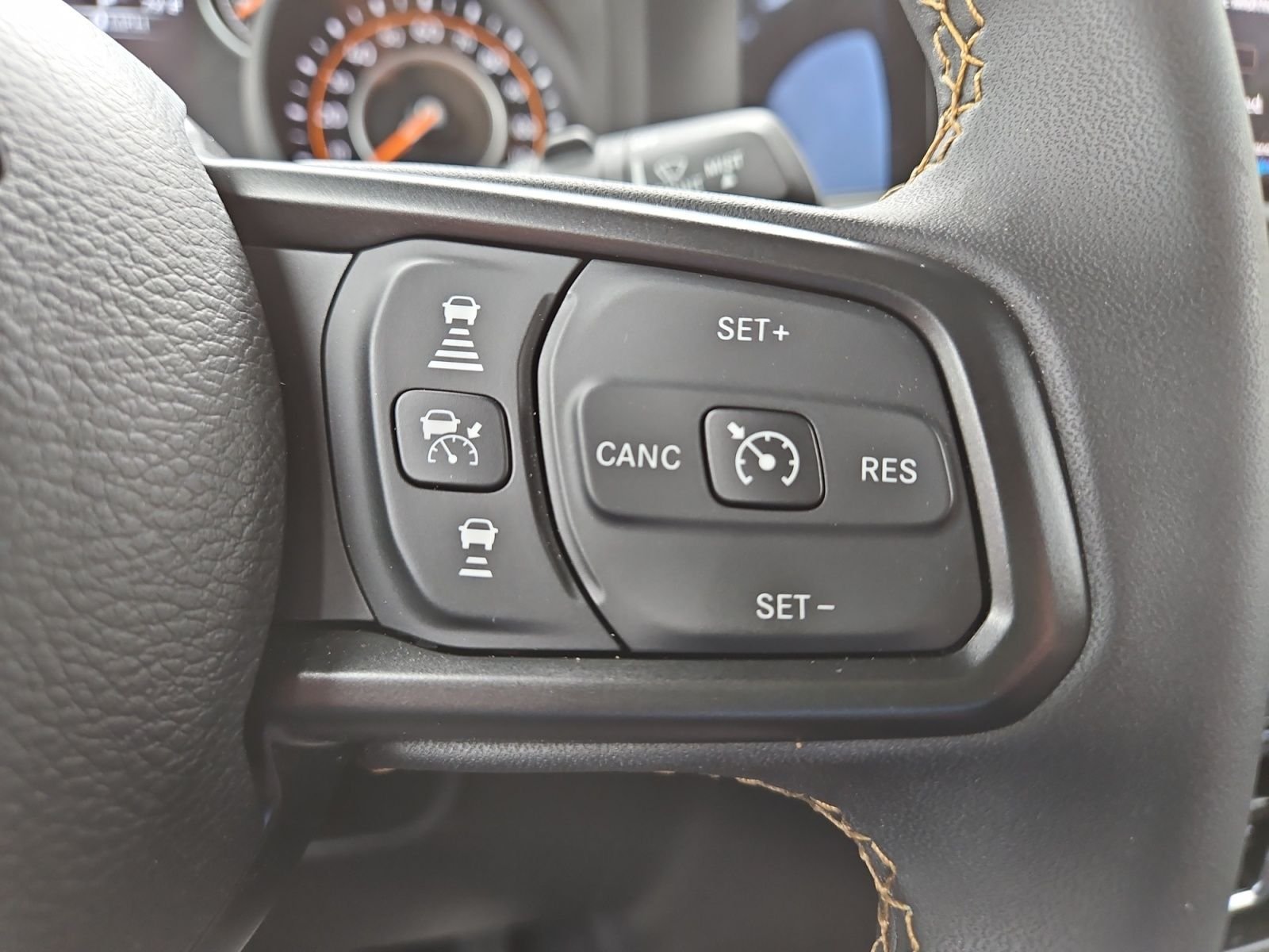 Used 2024 White Jeep Sport S image 25