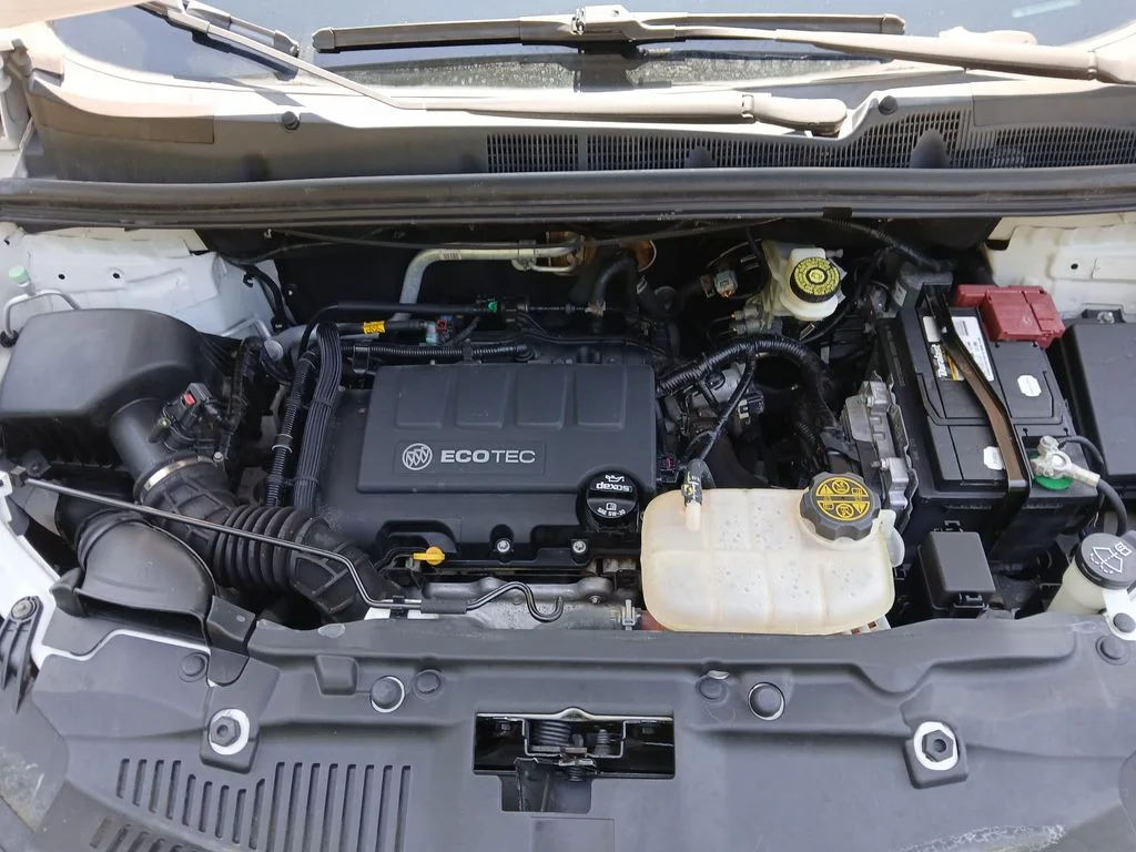 Used 2018 White Buick Preferred image 21