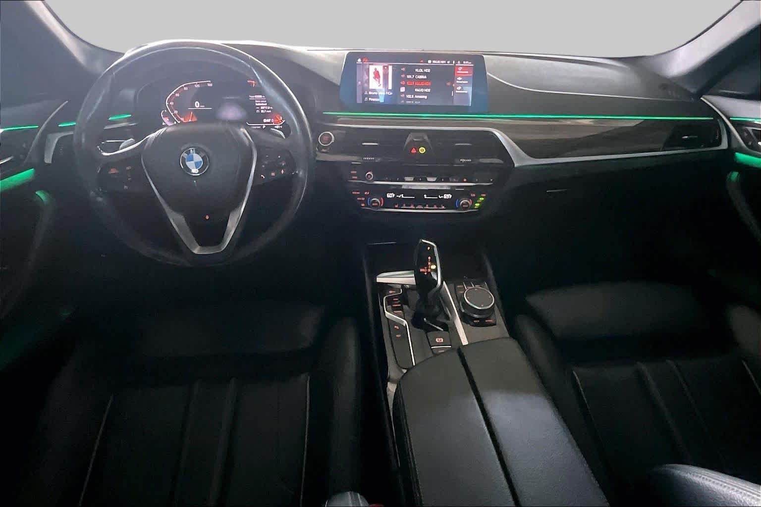 Used 2020 Dark Graphite Metallic BMW 540i image 14