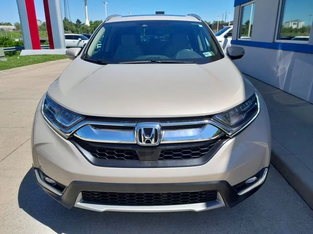 Used 2019  Honda Touring image 4