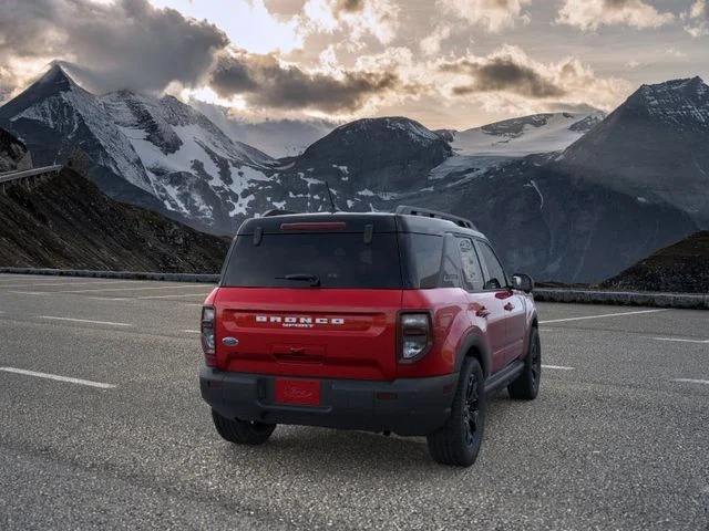 New 2025 Ruby Red Metallic Ford Outer Banks image 8