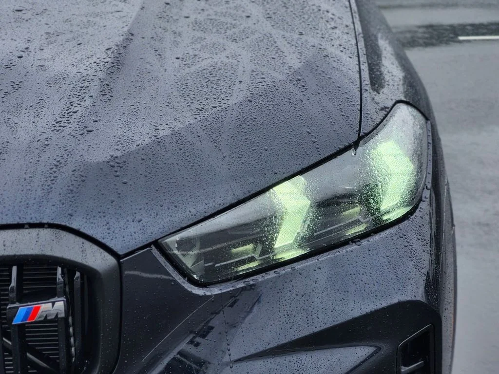 New 2026 Black BMW M60i image 10