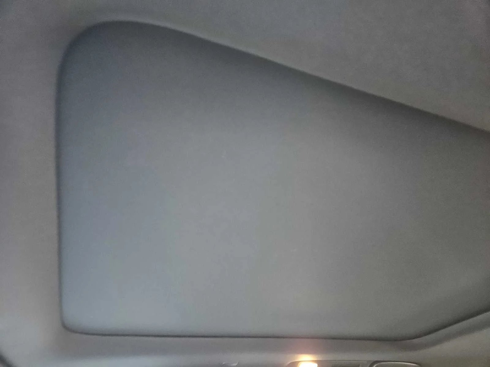 New 2027 2T RAD WHT INFINITI Sport AWD image 19