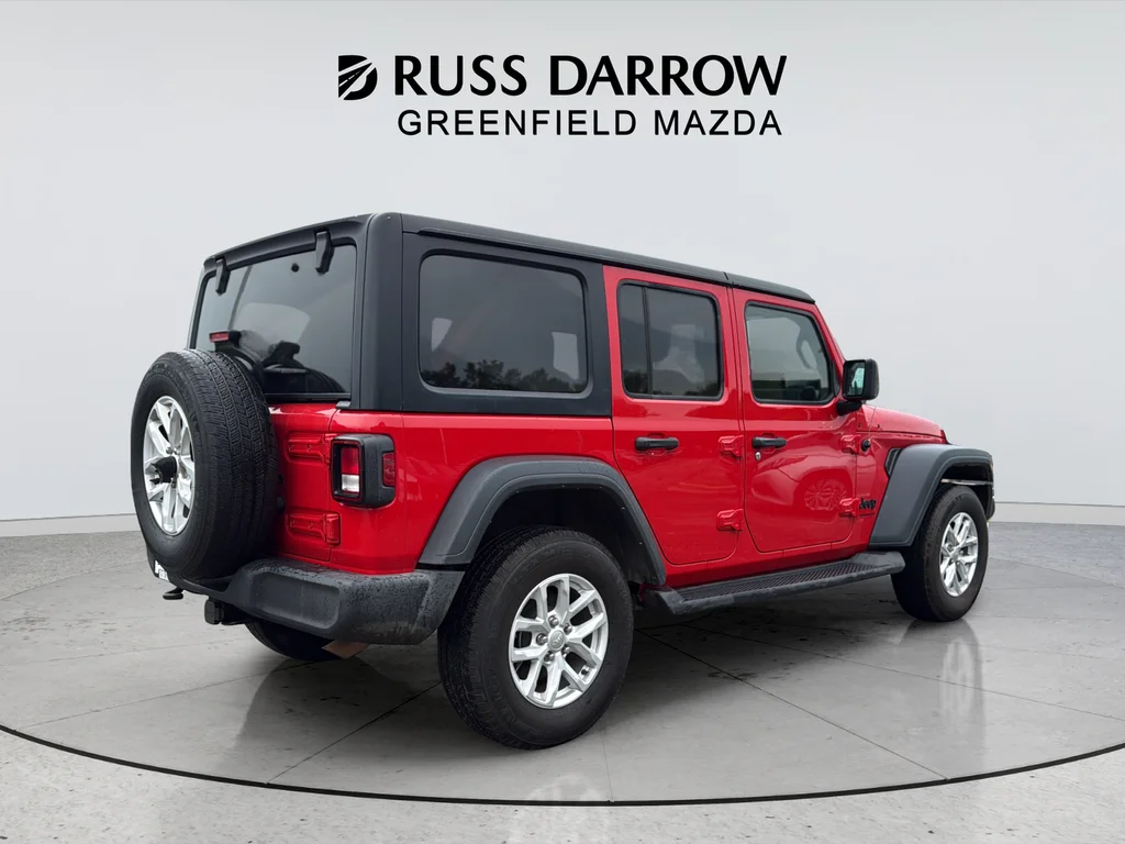 Used 2023 Red Jeep Sport S image 5