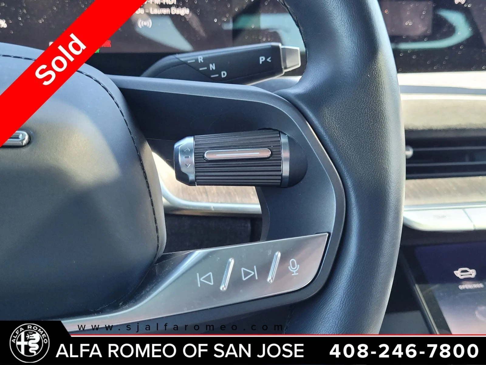Used 2023 Silver Lucid Grand Touring image 17