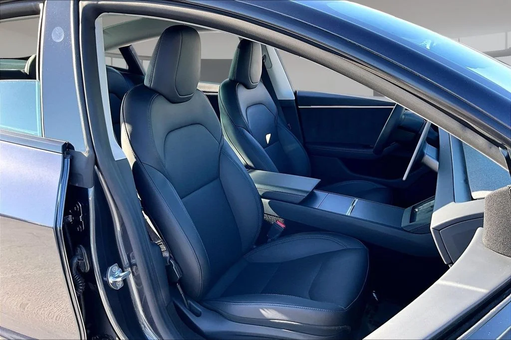 Used 2024 Black Tesla Long Range image 27