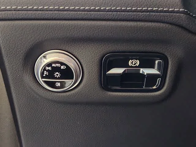 Used 2023 Black Mercedes-Benz EQS 450+ image 20