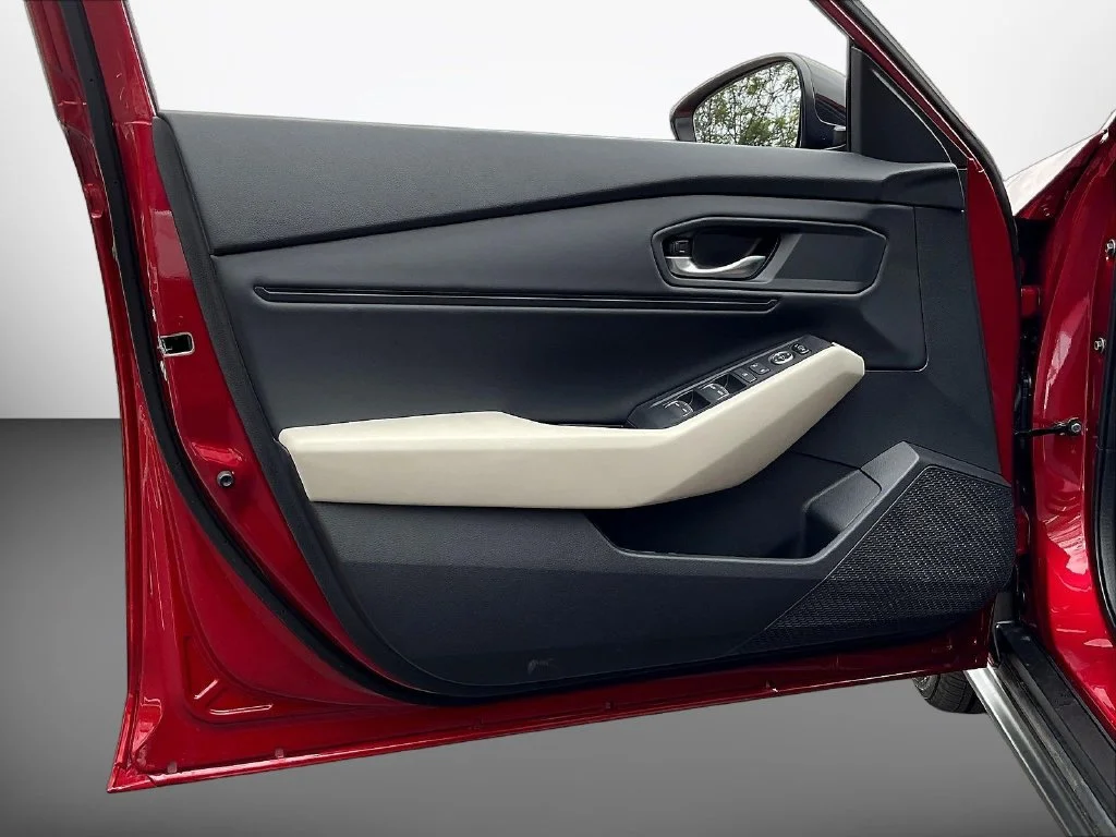 New 2026 Radiant Red Metallic Honda SE image 21
