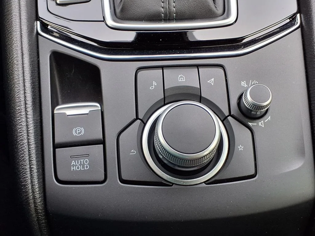 Certified Used 2025 Black Mazda 2.5 S image 18