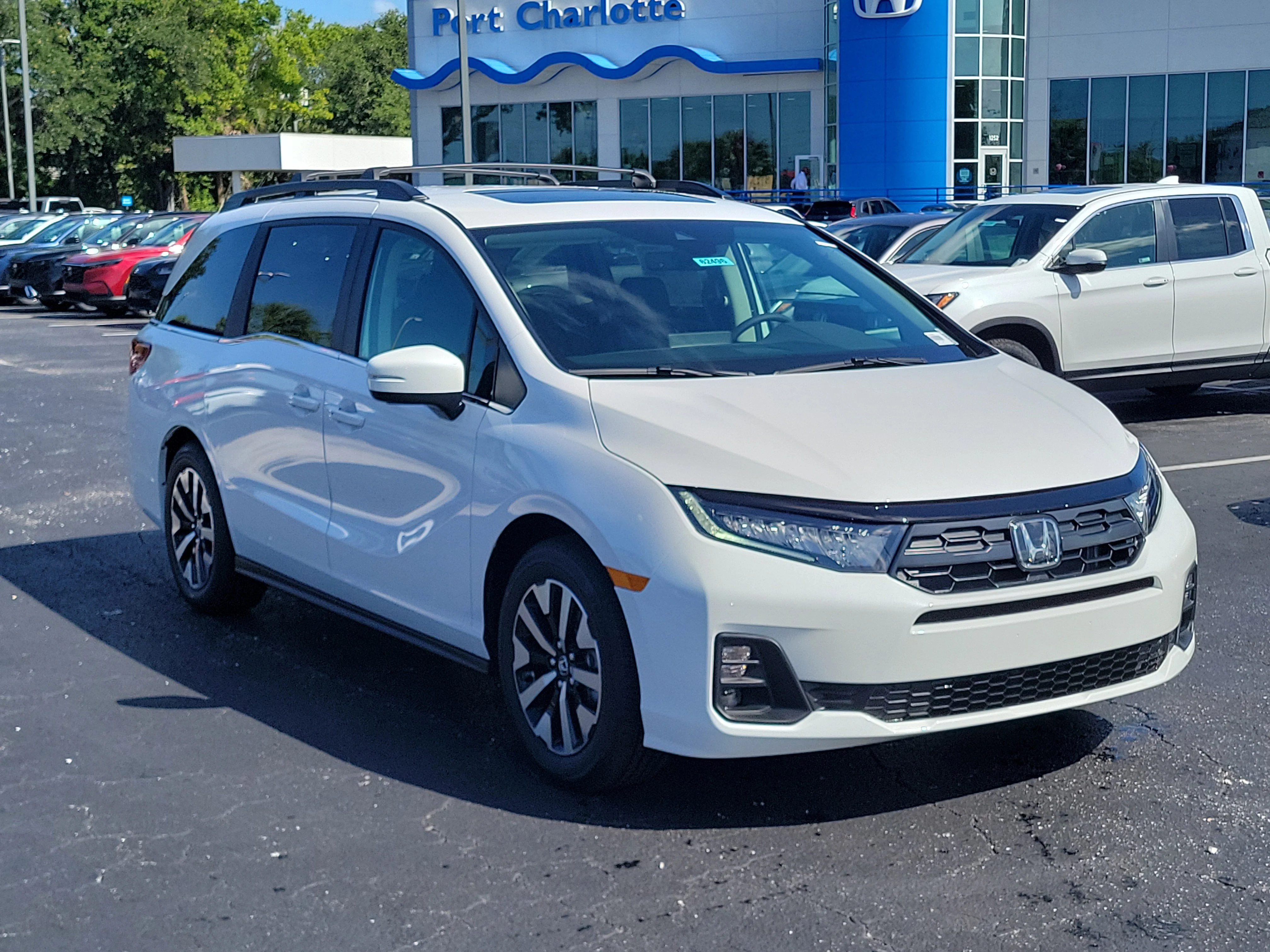 2026 Honda Odyssey EX-L's photo