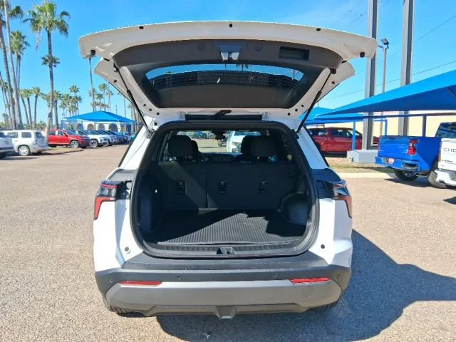 2026 Chevrolet Equinox LT - Photo 6