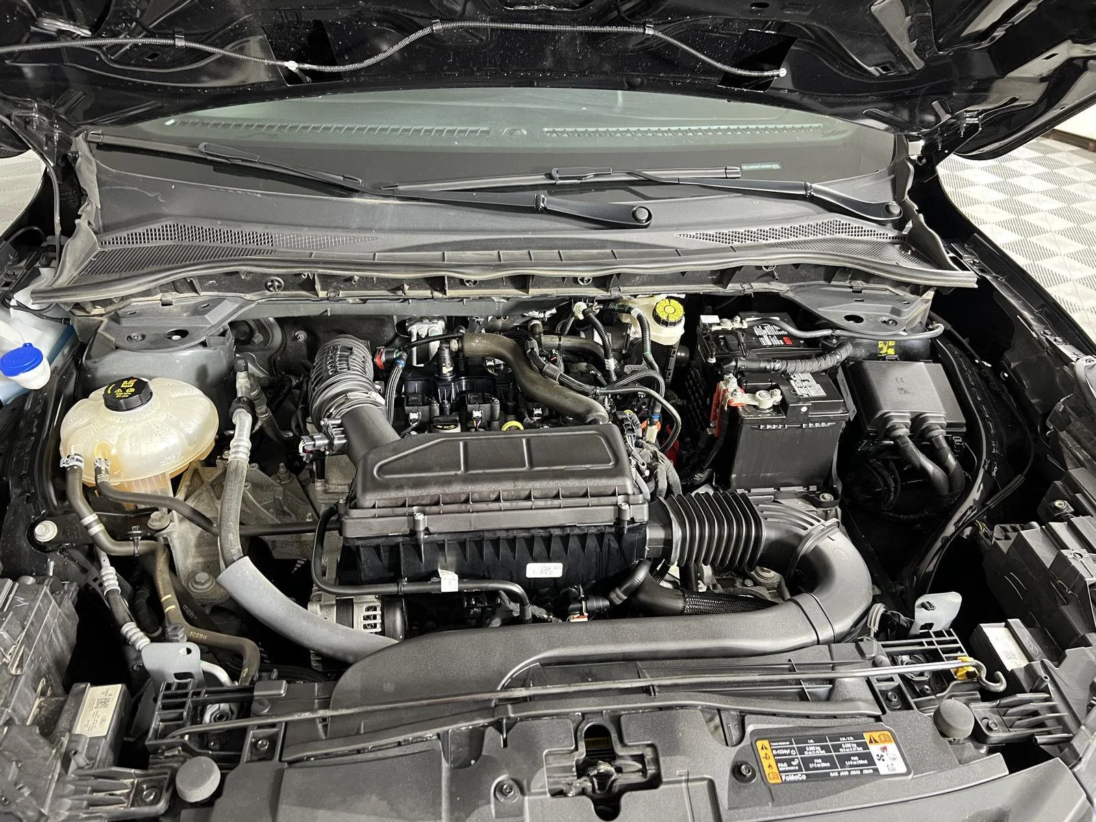 Used 2023 Agate Black Ford ST-Line image 15