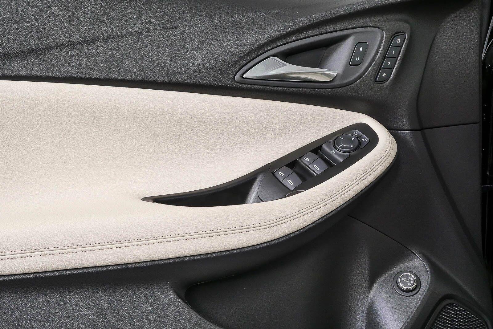 New 2026 Ebony Twilight Metallic Buick Avenir image 6