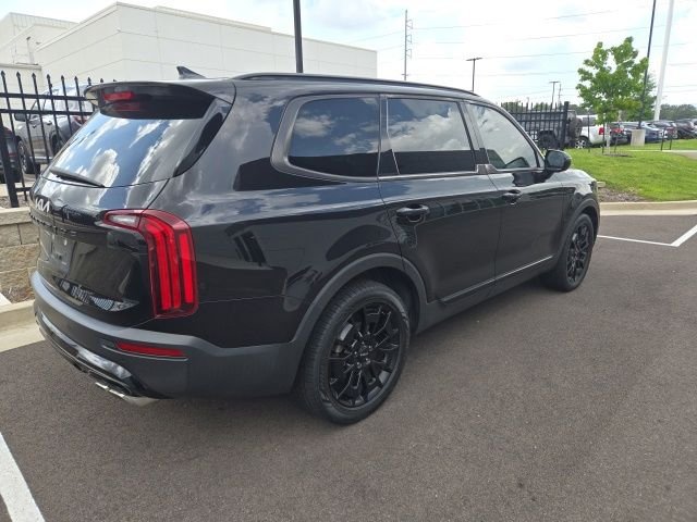 Used 2022 Black Kia SX image 4