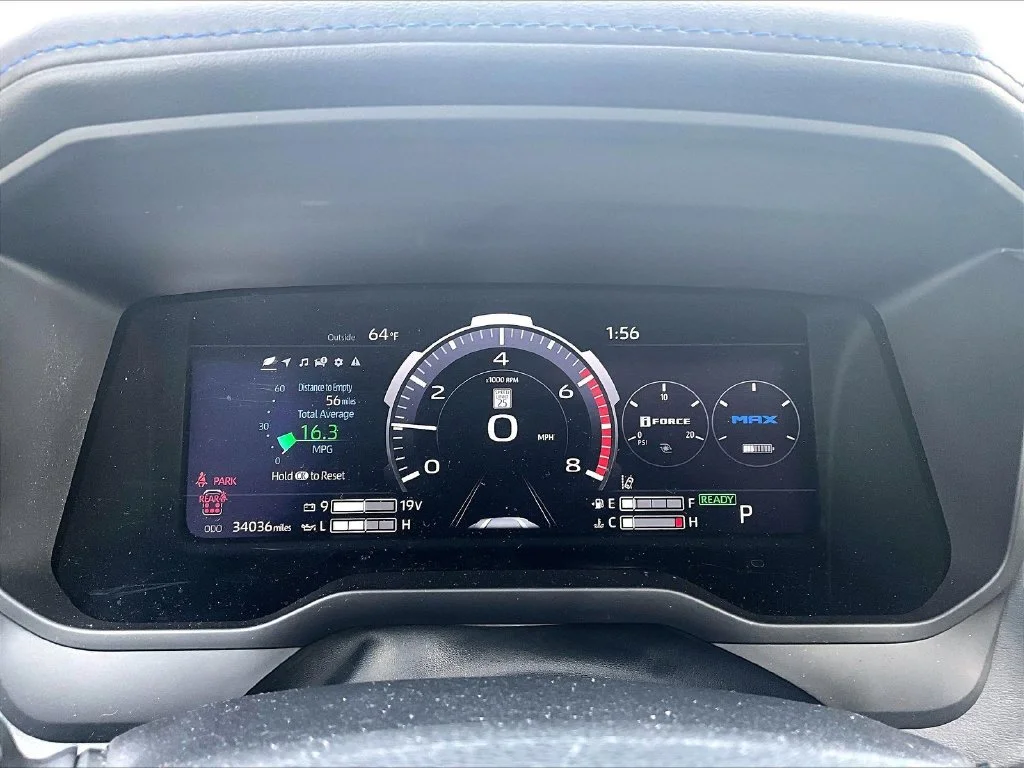 2024 Toyota Sequoia Platinum - Photo 16