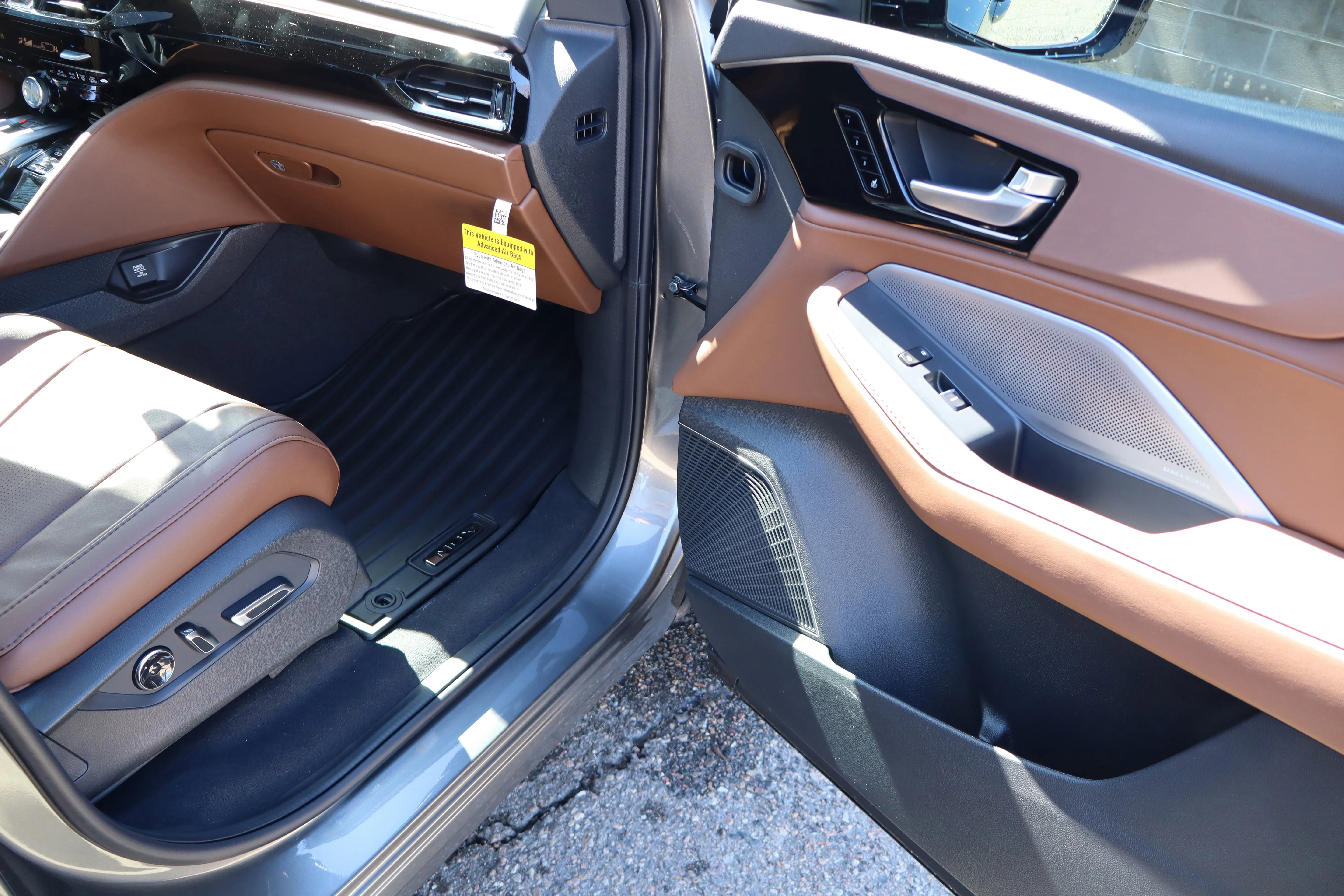 New 2026 Liquid Carbon Metallic Acura w/Technology Package image 35