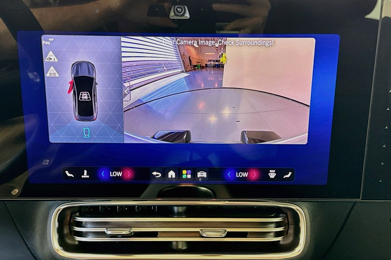 New 2027 Cirrus Silver Metallic Mercedes-Benz CLA 220 Hybrid image 13