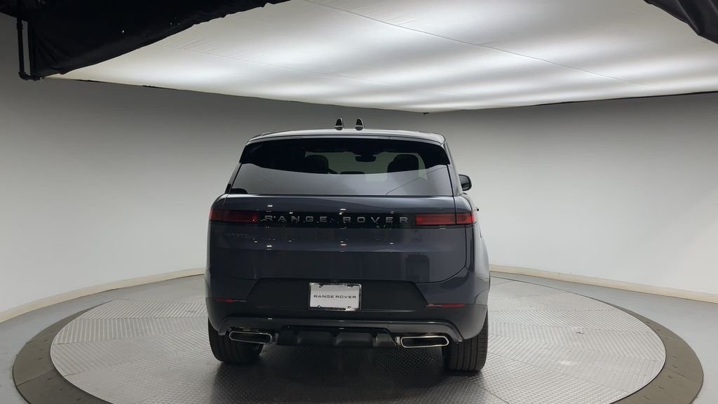New 2026 Varesine Blue Land Rover SE image 3
