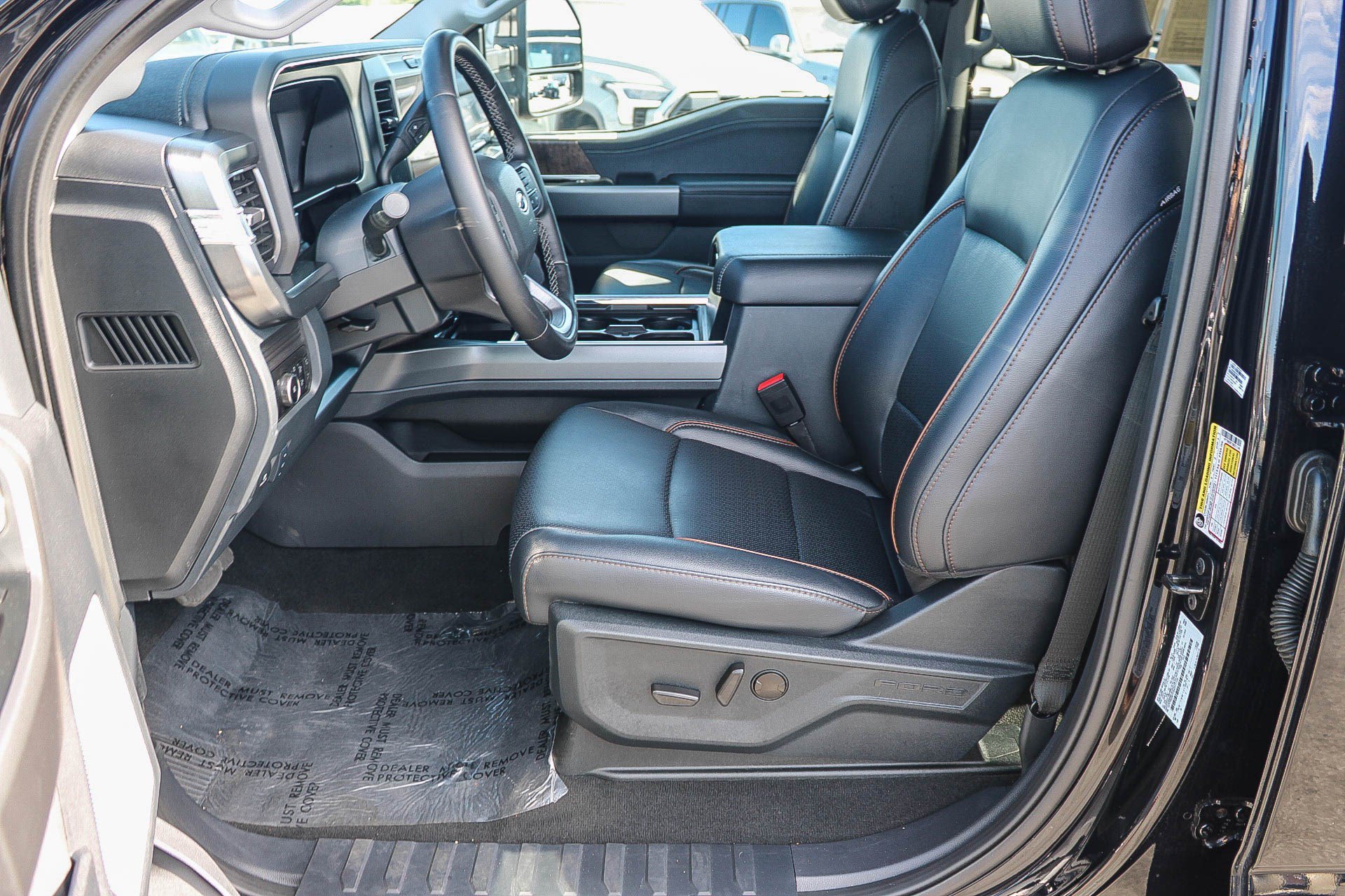 2025 Ford F-250 Super Duty Lariat - Photo 17