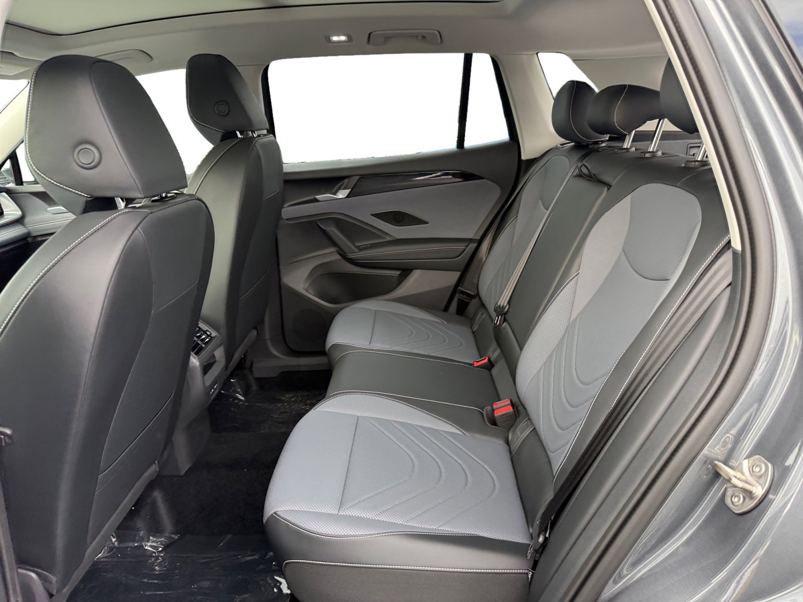 New 2026 Platinum Gray Volkswagen SE image 16