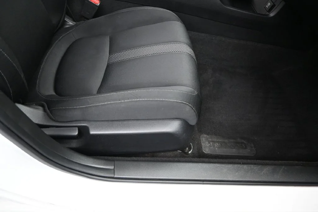 Used 2019  Honda EX image 11