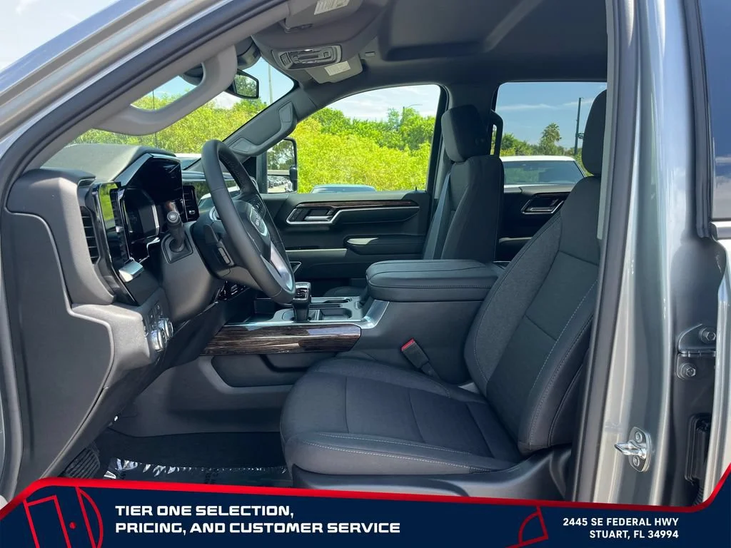 New 2026 Sterling Metallic GMC Elevation image 12