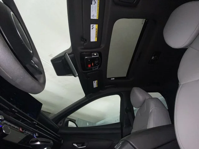 Used 2026 Black Hyundai SEL image 22