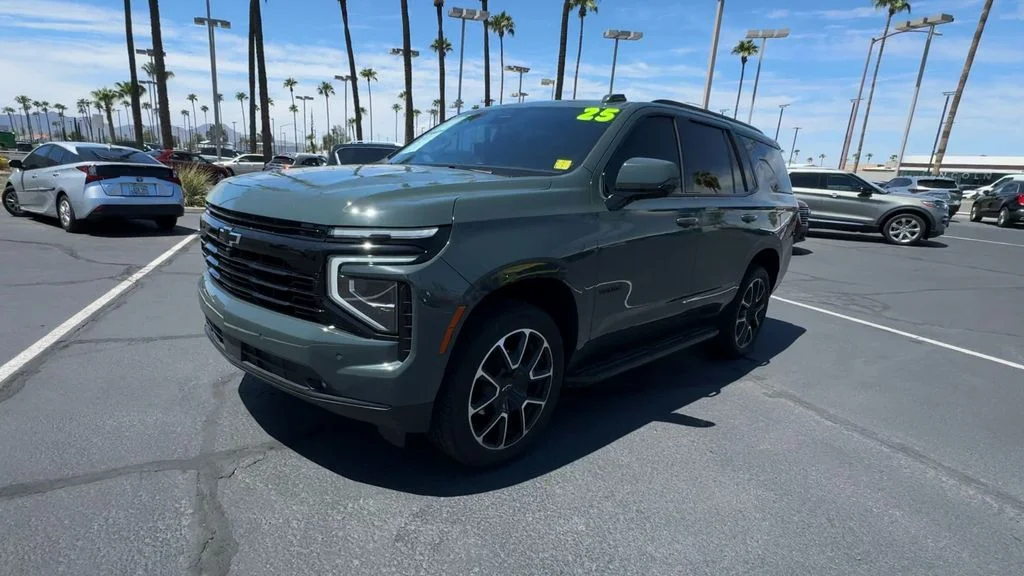 Used 2025 Gray Chevrolet RST image 5