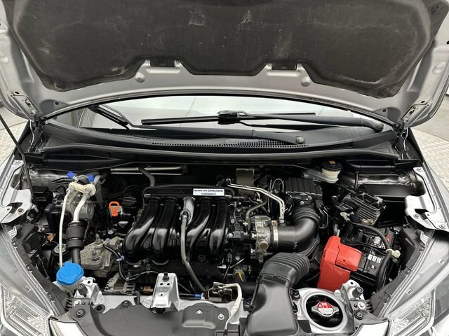 Used 2018 Silver Honda EX-L image 25