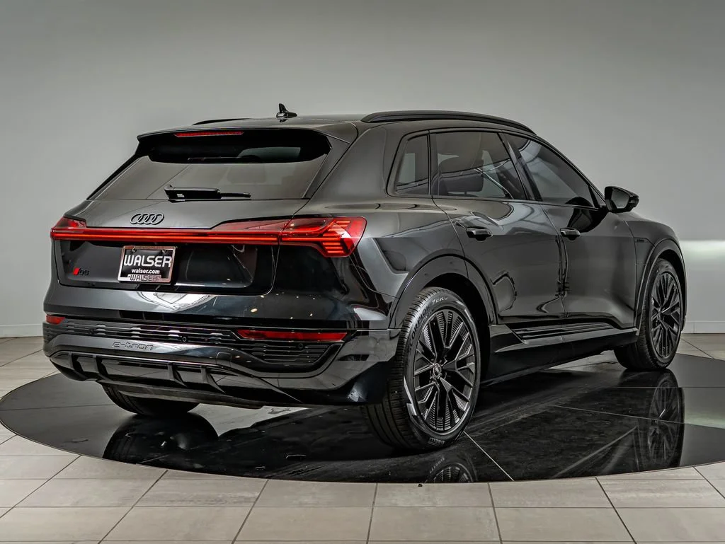 Certified Used 2024 Mythos Black Metallic Audi Prestige image 5