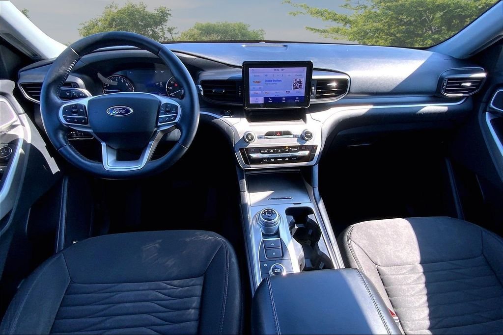 Used 2021 Blue Ford XLT image 7