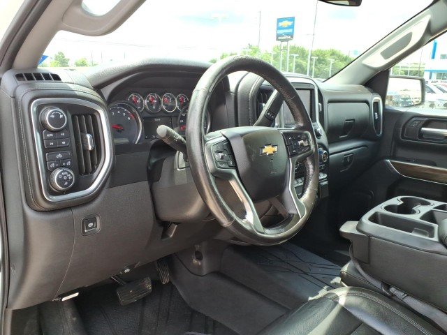 Used 2019 SUMMIT WHITE Chevrolet LT image 16