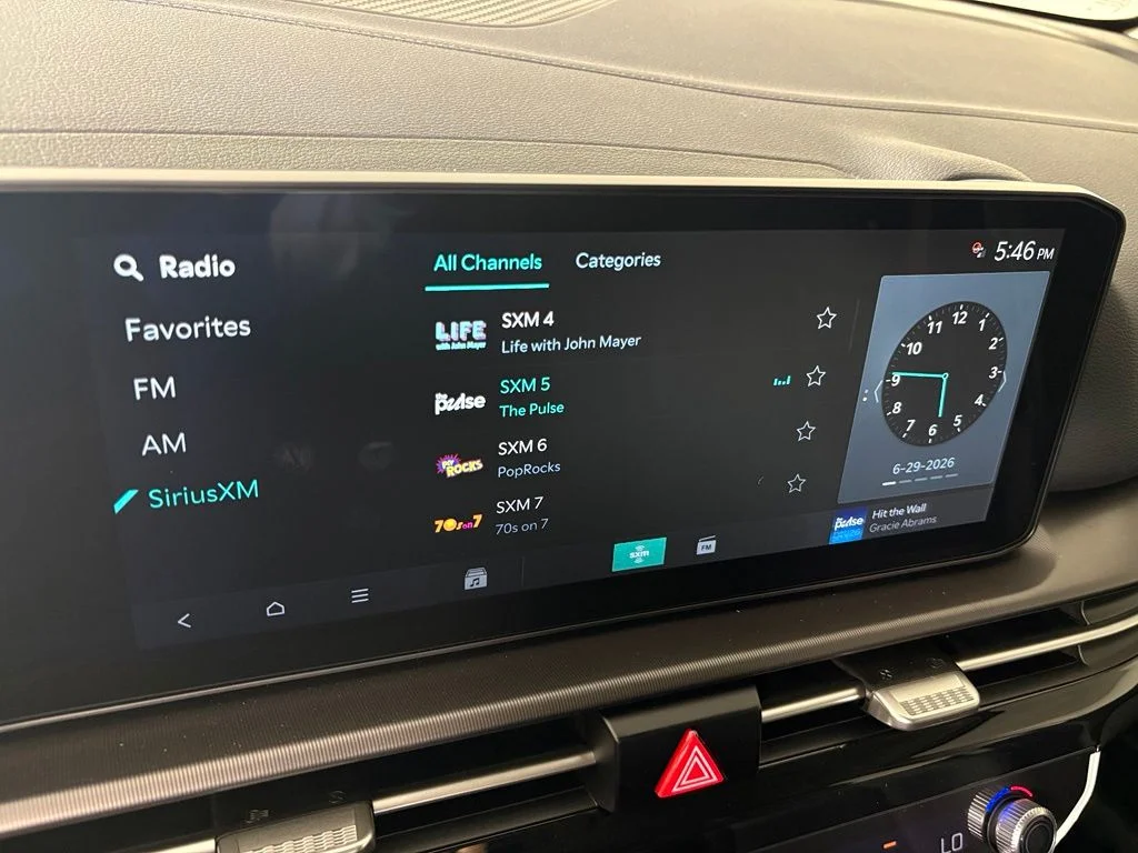 New 2026 Glacial White Pearl Kia EX image 24