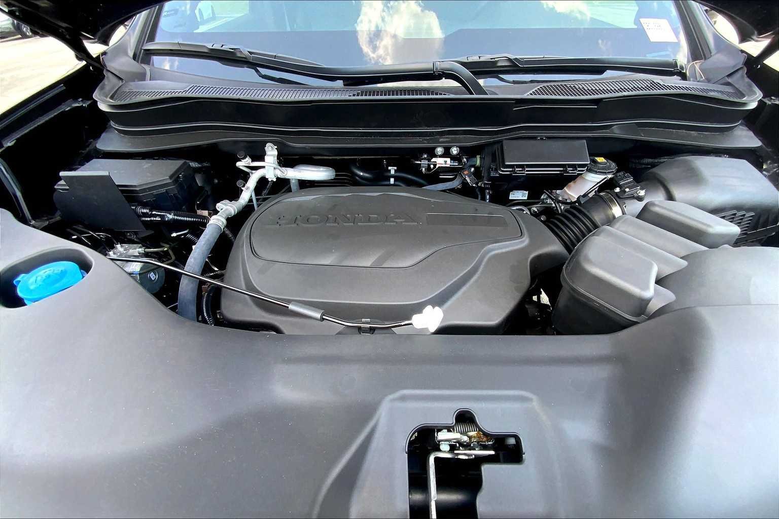 2025 Honda Ridgeline Black Edition - Photo 14