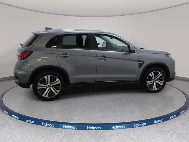 Used 2024 Gray Mitsubishi 2.0 ES image 5