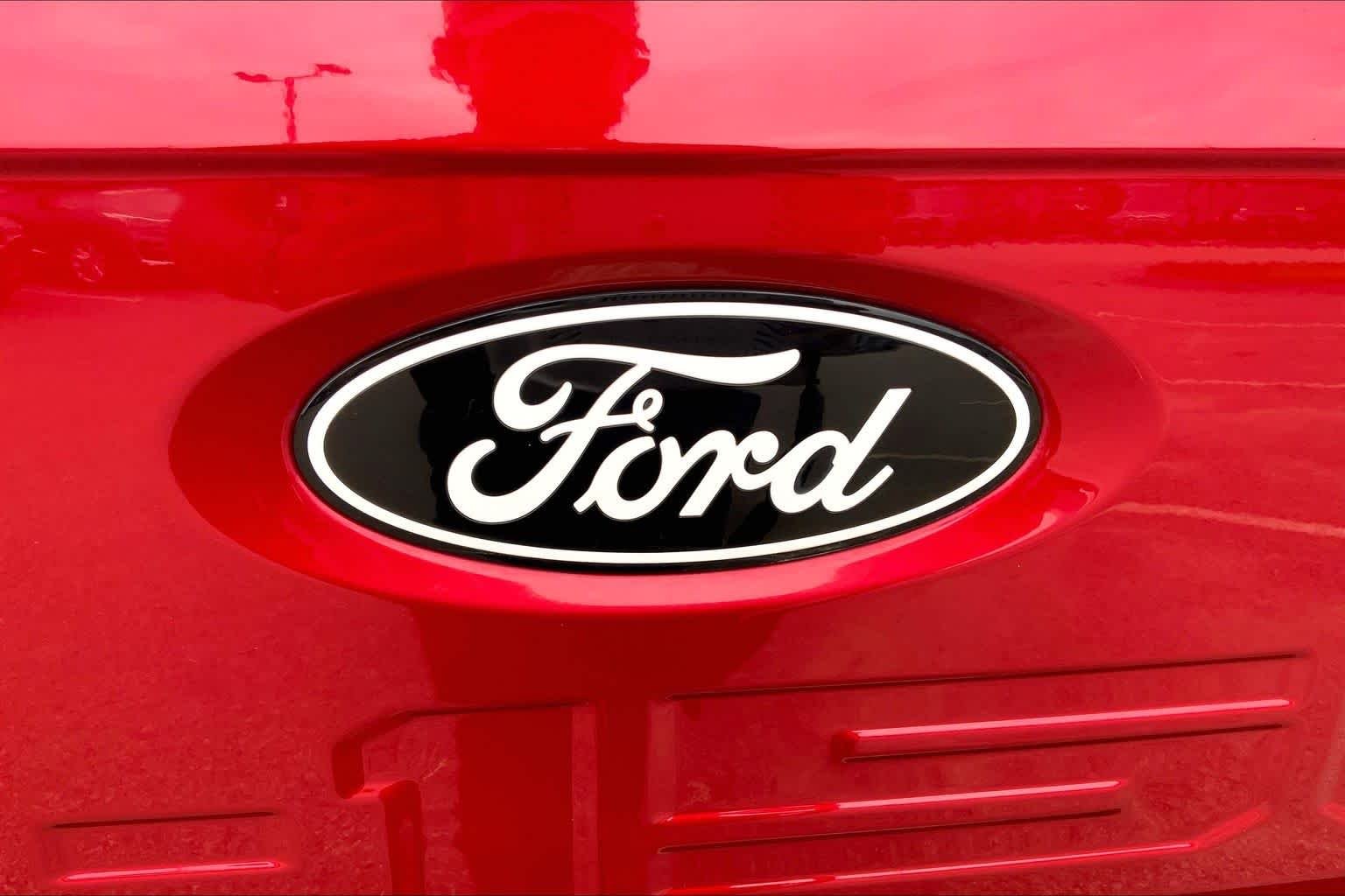 Certified Used 2024 Rapid Red Metallic Tinted Clearcoat Ford XLT image 10