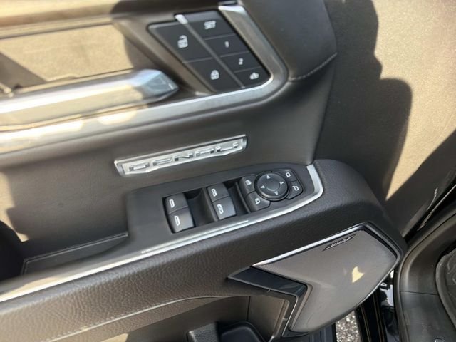 Used 2024 Black GMC Denali image 21