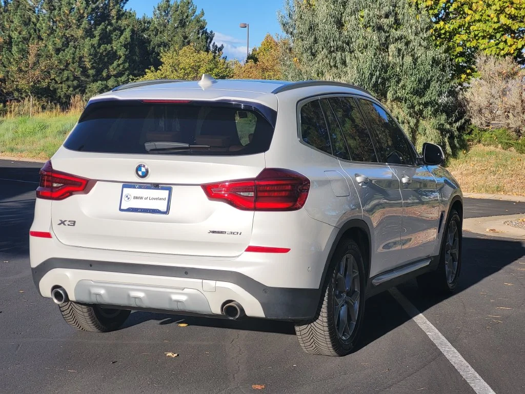 Used 2021 Mineral White Metallic BMW xDrive30i image 10