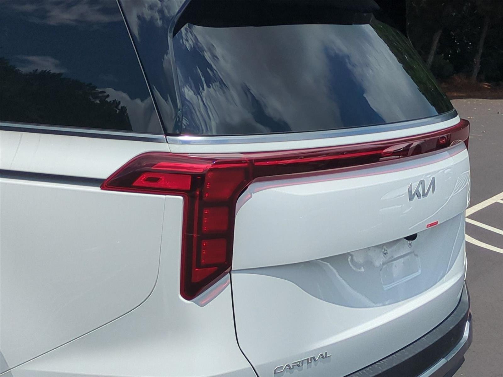 New 2026 Snow White Pearl Kia SX image 12
