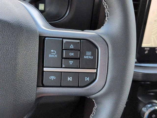 New 2026 Glacier Gray Metallic Tri-Coat Ford F-250® Lariat® image 27