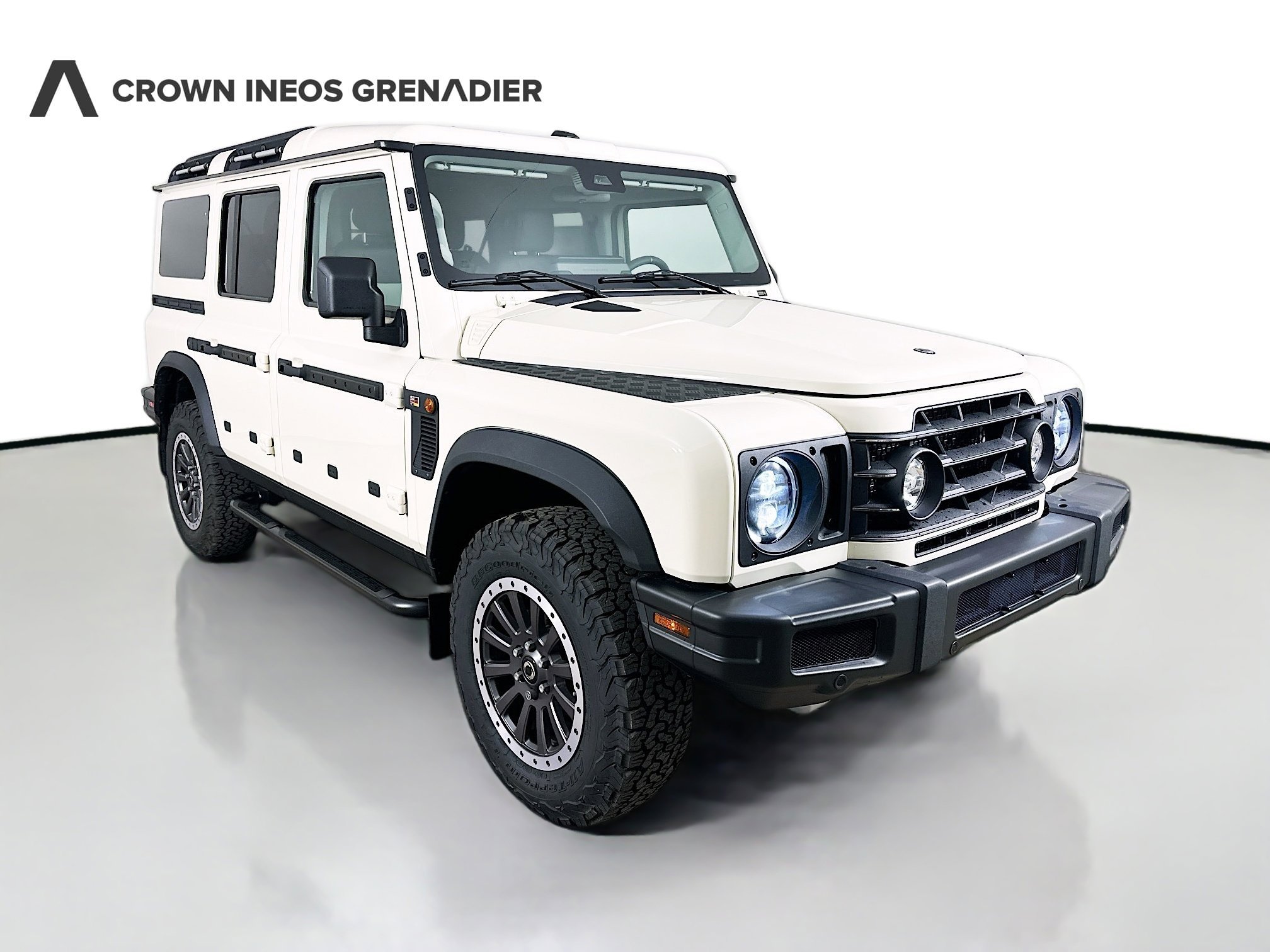 New 2025 Scottish White INEOS Fieldmaster Edition image 3