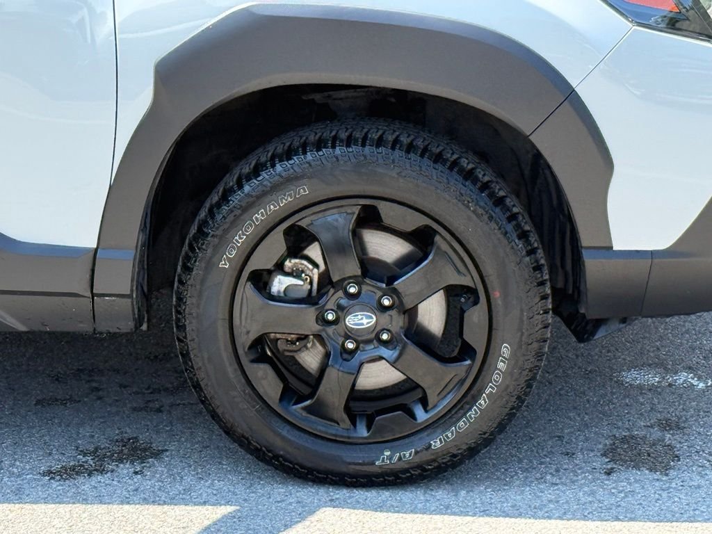 Used 2025 White Subaru Wilderness image 12