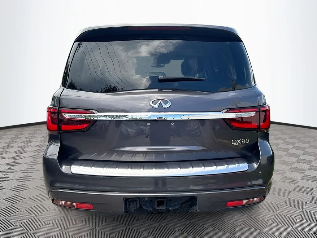 Certified Used 2024 Gray INFINITI LUXE image 7