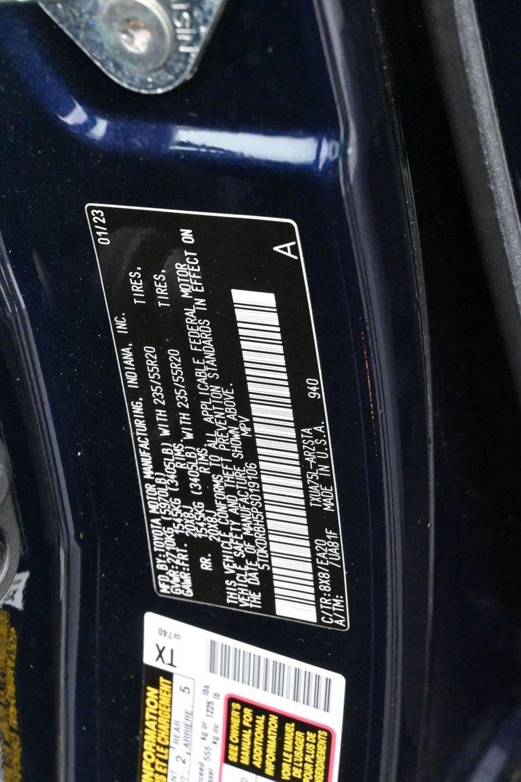 Used 2023 Blue Toyota L image 40