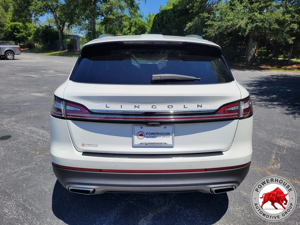 Used 2023 White Lincoln Reserve image 5