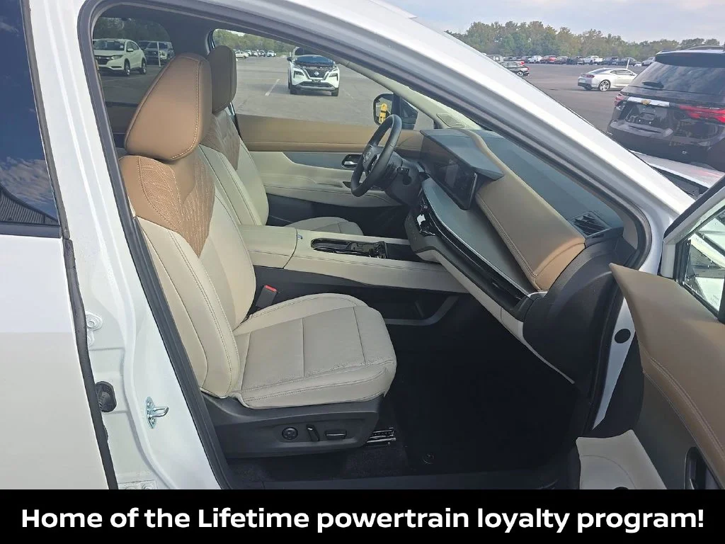 Certified Used 2026 Everest White Pearl Tricoat Nissan Platinum image 5