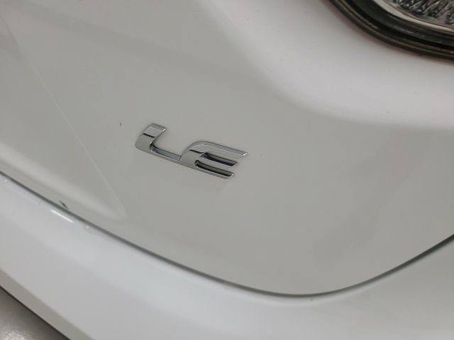 Used 2023 Ice Cap Toyota LE image 6